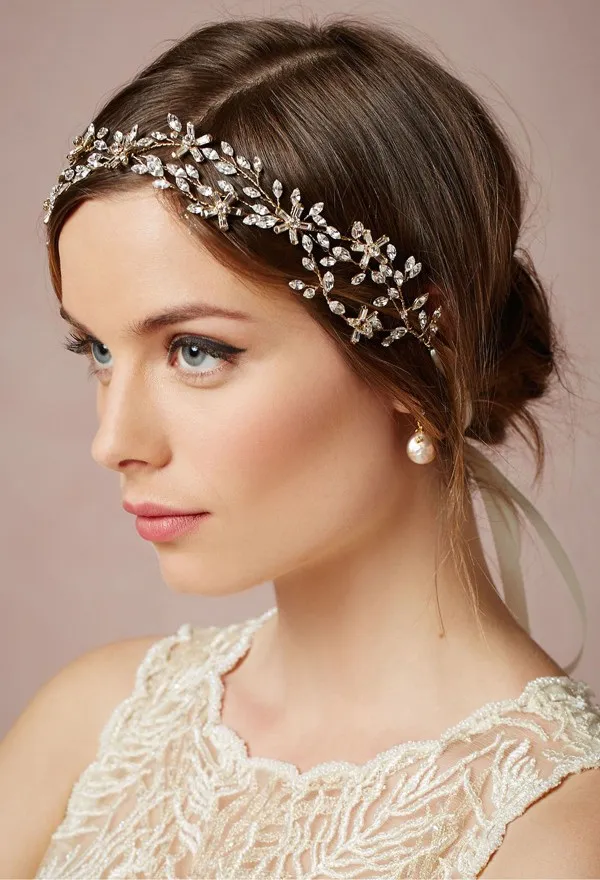 Свадебные украшения на голову: обзор модных тенденций 2021. Свадебные украшения для волос. 8