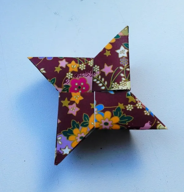 Оригами оружие: пошаговое описание для начинающих как собрать разные виды оружия. Оружие из бумаги а4. 48
