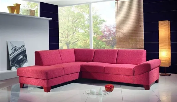 Розовый диван — кому по вкусу: гармония цвета, стили интерьера. Бледно розовый фон. 17