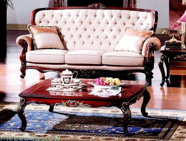 Розовый диван — кому по вкусу: гармония цвета, стили интерьера. Бледно розовый фон. 35
