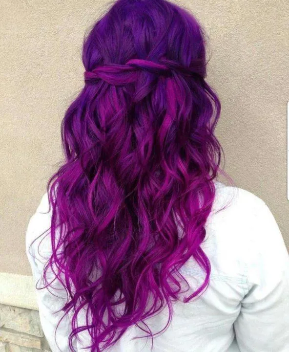 Фиолетовый цвет волос — Креативная мода для смелых. Цвет лиловый фото. 3