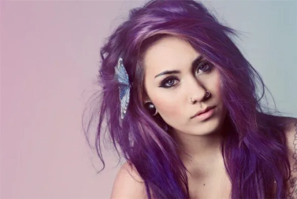 Фиолетовый цвет волос — Креативная мода для смелых. Цвет лиловый фото. 21