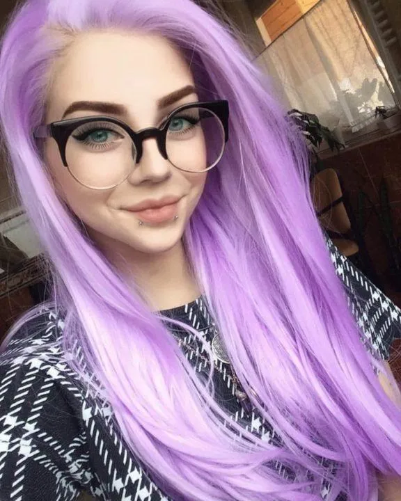 Фиолетовый цвет волос — Креативная мода для смелых. Цвет лиловый фото. 17