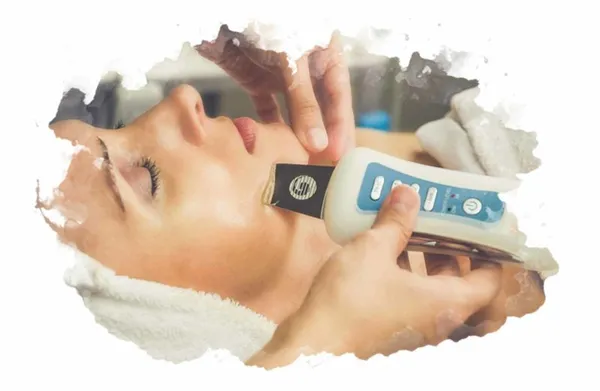 ТОП-7 лучших аппаратов для ультразвуковой чистки лица: характеристики, плюсы и минусы