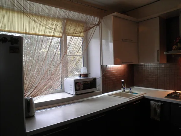 Нитяные шторы на кухню: 40 фото с лучшими идеями. Нитяные шторы в интерьере. 17