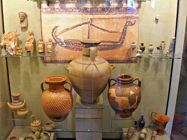 Предметы наследия Греции в Историко-архитектурном музее