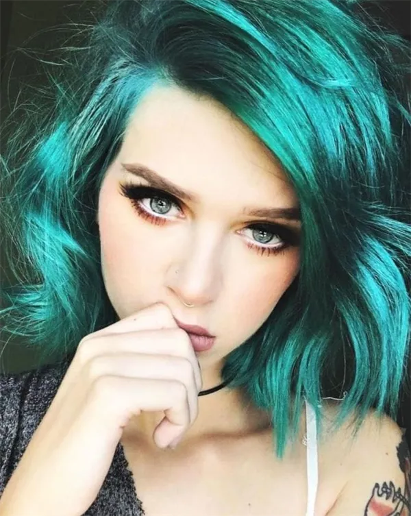 Сине-зеленые волосы