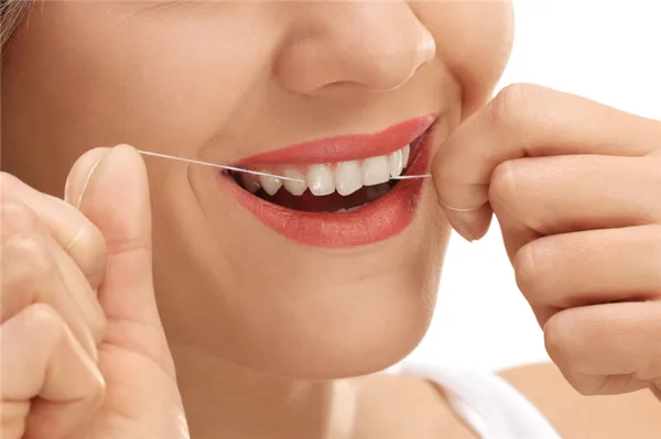 Вощёная и невощёная зубная нить: чем отличаются и как правильно выбрать. Вощеная и невощеная зубная нить разница. 3