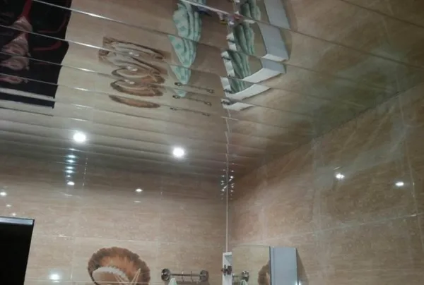Зеркальный потолок в ванной — виды и особенности. Зеркальный потолок в ванной. 3