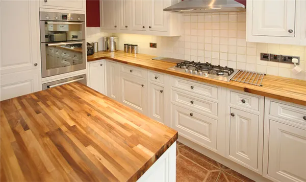 Белая кухня с деревянной столешницей: 60 современных фото и вариантов дизайна. Белая кухня с деревянной столешницей. 6