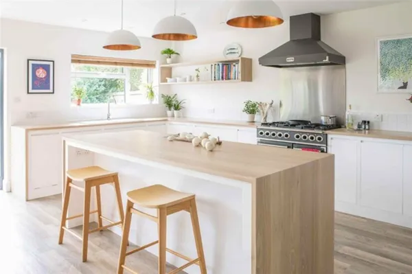 Белая кухня с деревянной столешницей: 60 современных фото и вариантов дизайна. Белая кухня с деревянной столешницей. 2