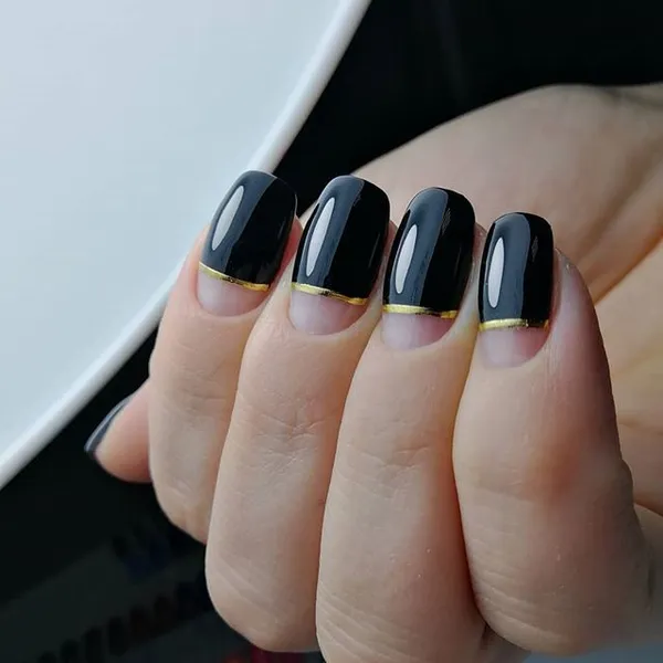 Стильный черный маникюр на ногтях: 104 фото-новинки 2022-2023. Длинные черные ногти. 13