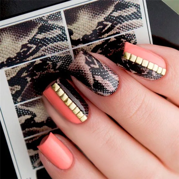 Маникюр с изображением рептилий и змеиной кожи на ногтях. Маникюр со змеей. 9