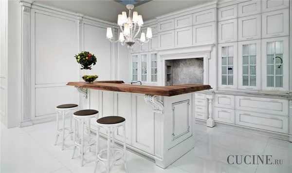 Белая кухня в классическом дизайне интерьера. Белая классическая кухня. 3