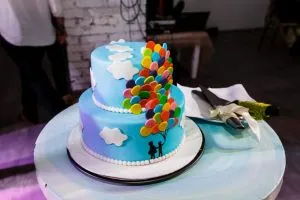 Свадебные торты (двухъярусные). Свадебный торт двухъярусный. 4