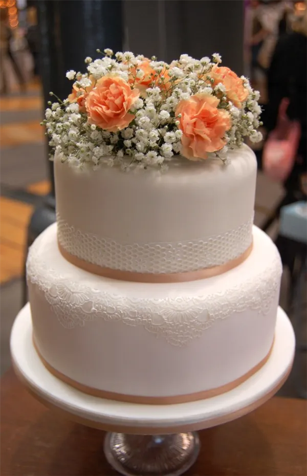 Свадебные торты (двухъярусные). Свадебный торт двухъярусный. 32