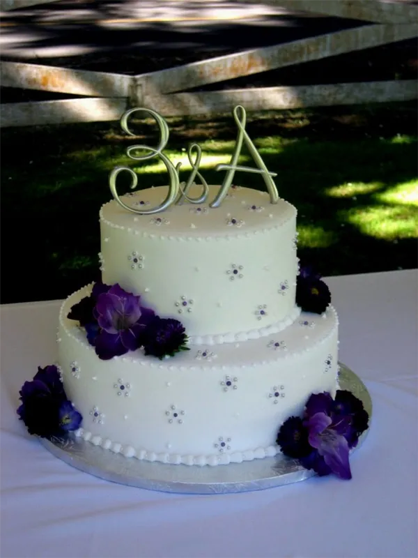 Свадебные торты (двухъярусные). Свадебный торт двухъярусный. 20