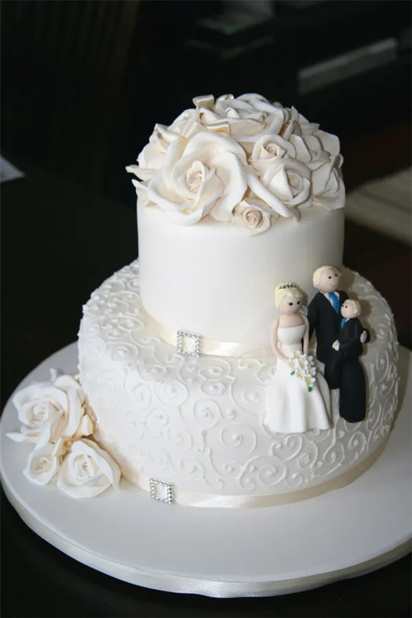 Свадебные торты (двухъярусные). Свадебный торт двухъярусный. 47