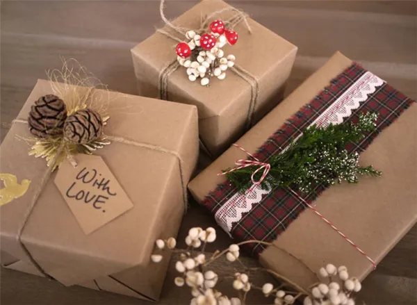 Как упаковать подарок в подарочную бумагу: пошаговая инструкция видео. Как упаковать подарок. 24