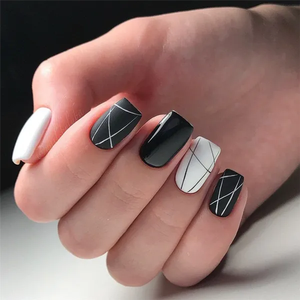 Модный маникюр геометрия 2021: более 100 фото новинок красивого дизайна ногтей. Маникюр геометрия на короткие. 34