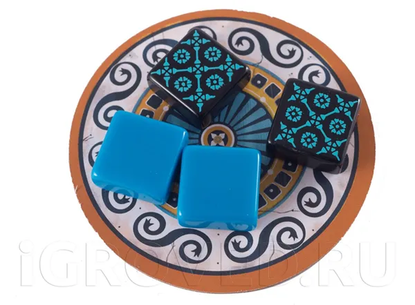 Создание декоративной плитки – трудоёмкий и долгий процесс. Настольная игра Азул (Azul)