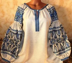 Для создания блузок в стиле бохо используют натуральную ткань