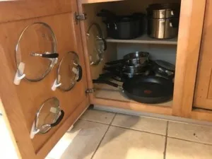 Хранение сковородок на кухне