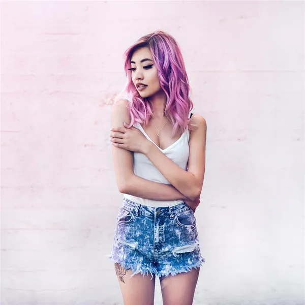 Фиолетовый цвет волос — Креативная мода для смелых. Цвет лиловый фото. 24