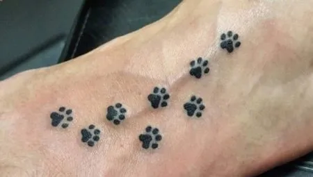 Татуировки в виде лапки. Отпечаток лапы собаки. 24